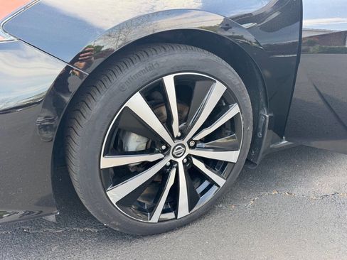 Used 2020 Nissan Altima 2.5 SR w/ Premium Package FWD image 19