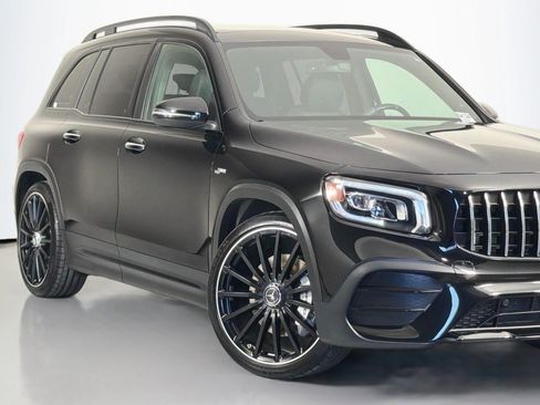 Used 2023 Mercedes-Benz GLB 35 AMG 4MATIC image 13