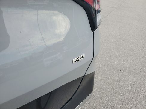 Used 2024 Kia Sportage SX AWD/4WD image 8