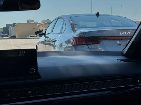 Used 2025 Honda Civic Sport image 12