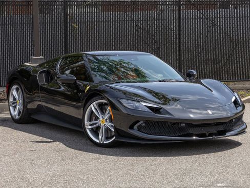 Used 2024 Ferrari 296 GTB RWD image 10