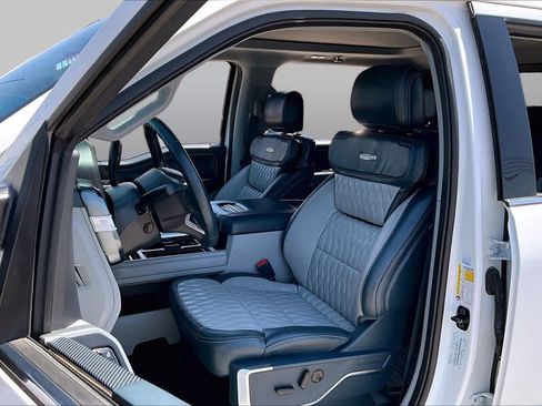Used 2024 Ford F250 Limited w/ FX4 Off-Road Package AWD/4WD image 8