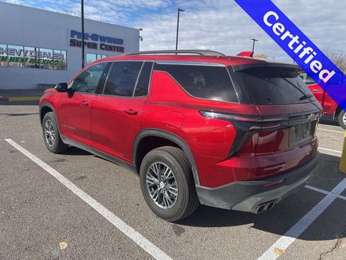 Certified 2025 Chevrolet Traverse LT image 6