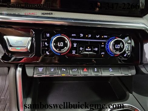 New 2026 GMC Sierra 2500 Denali w/ Denali Reserve Package AWD/4WD image 16