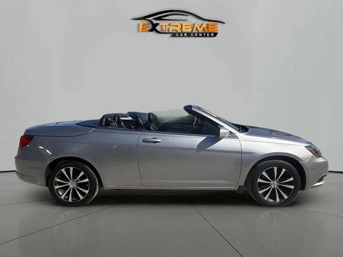 Used 2013 Chrysler 200 S FWD image 8