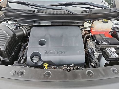 Used 2022 Buick Enclave Premium FWD image 27