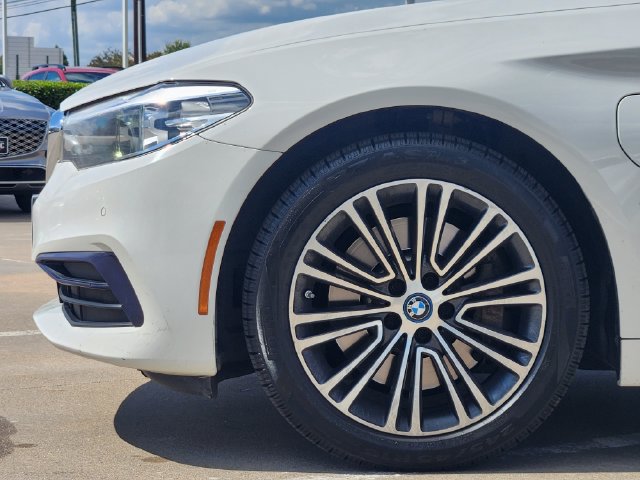 Used 2019 BMW 530e RWD image 8