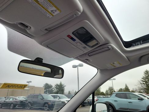 Used 2016 Subaru Forester 2.5i Premium image 30