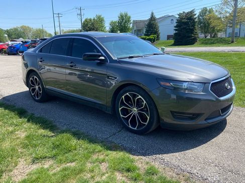 Used 2018 Ford Taurus SHO AWD/4WD image 7