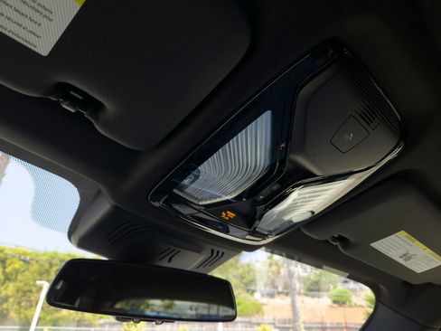 Used 2023 BMW X5 xDrive40i w/ Executive Package AWD/4WD image 14