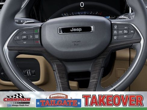 New 2026 Jeep Grand Cherokee L Limited w/ Limited Altitude Package AWD/4WD image 19