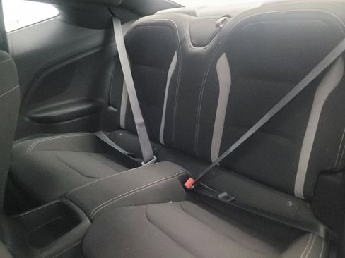 Used 2021 Chevrolet Camaro LT w/ Technology Package RWD image 18