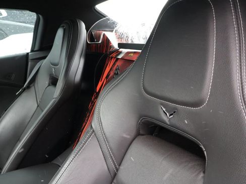 Used 2019 Chevrolet Corvette Stingray w/ 2LT Preferred Equipment Group image 10