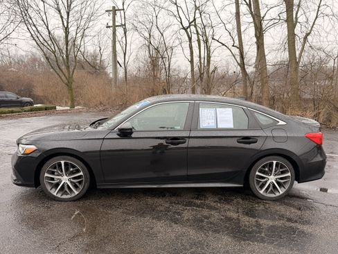 Used 2024 Honda Civic Touring image 6