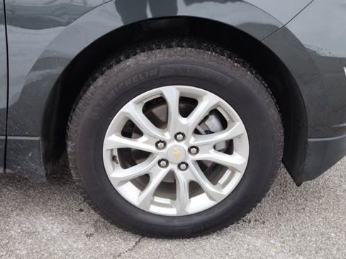 Certified 2021 Chevrolet Equinox LS w/ LS Convenience Package image 16