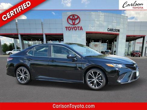 Certified 2019 Toyota Camry SE w/ Carpet Mat Package FWD image 1