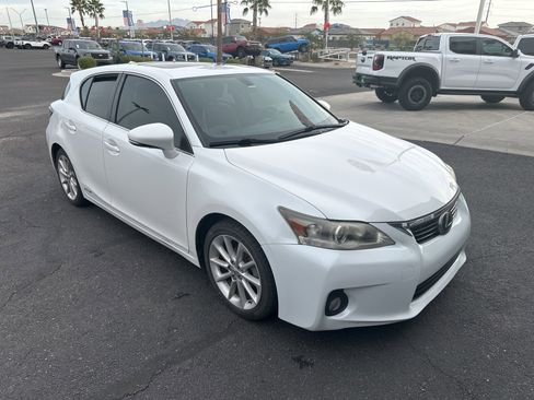 Used 2011 Lexus CT 200h 200h image 5