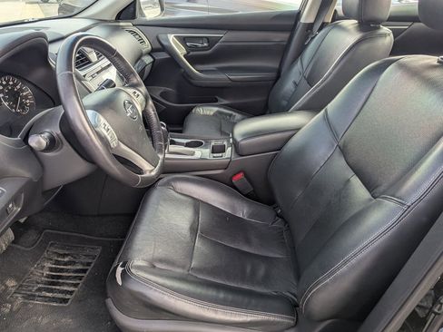 Used 2018 Nissan Altima 2.5 SL FWD image 26