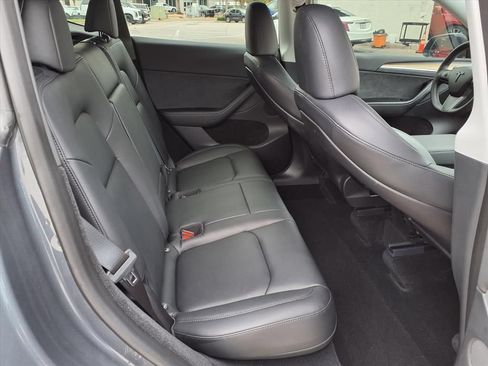 Used 2023 Tesla Model Y Long Range AWD/4WD image 13