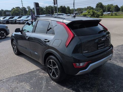 Used 2025 Kia Niro LX FWD image 5