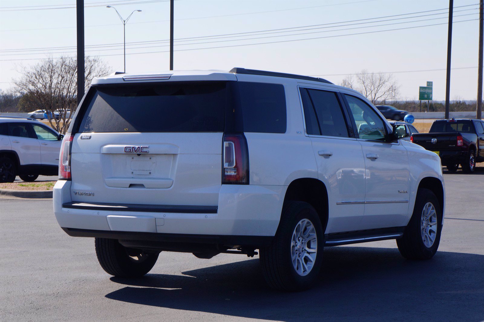 Used 2019 GMC Yukon SLT RWD image 5