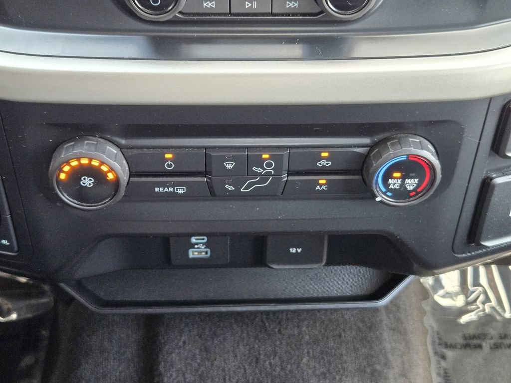 Used 2021 Ford F150 XLT AWD/4WD image 16
