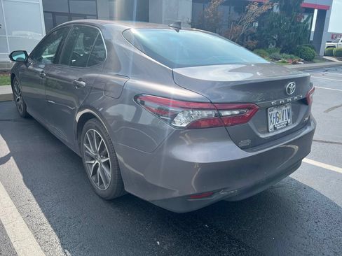 Used 2024 Toyota Camry XLE w/ Cold Weather Package FWD image 5