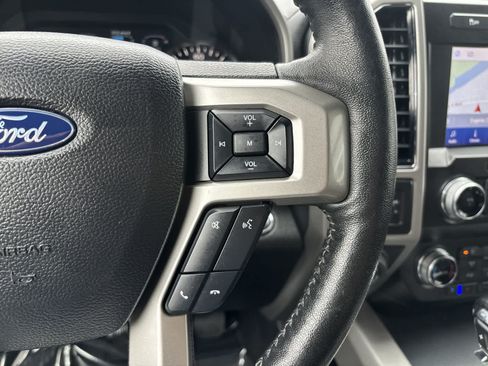Used 2020 Ford F150 Lariat w/ Equipment Group 502A Luxury AWD/4WD image 15