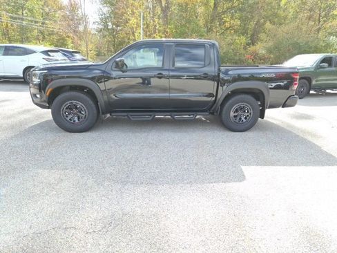 New 2026 Nissan Frontier PRO-4X w/ Pro-4x Convenience Package image 1