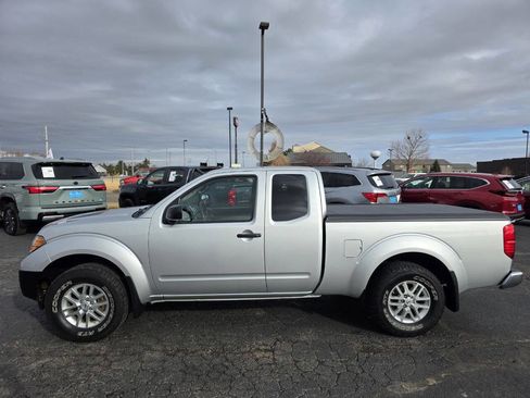 Used 2015 Nissan Frontier SV w/ SV Value Truck Package image 8