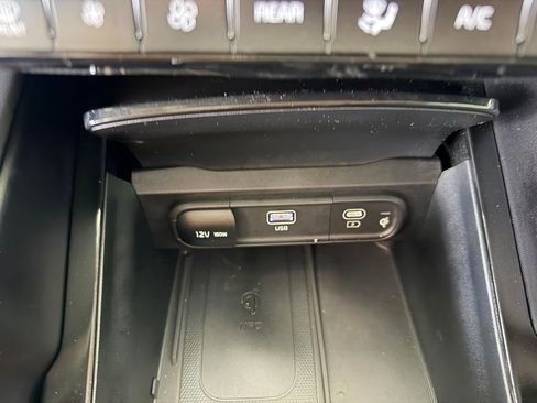 Used 2024 Kia Telluride SX image 33