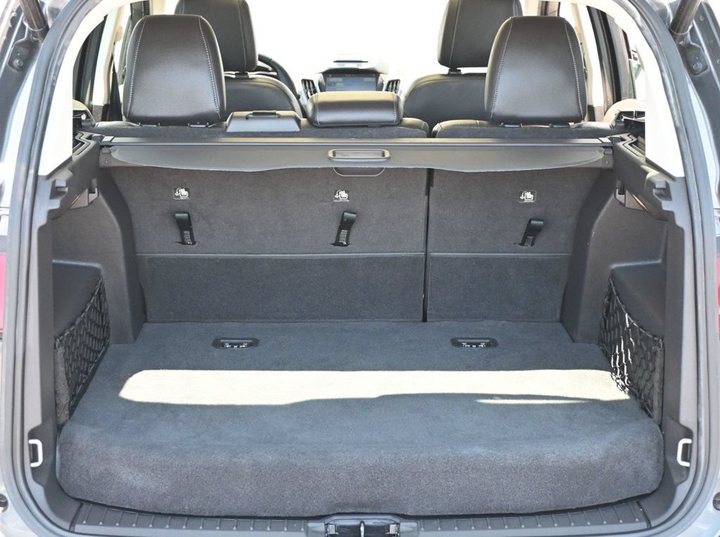 Used 2016 Ford C-MAX SEL w/ Equipment Group 302A FWD image 21