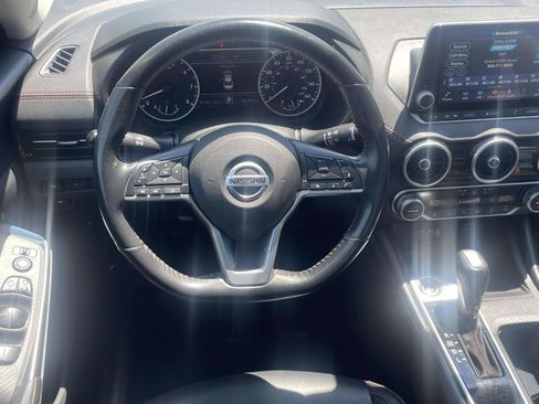 Used 2023 Nissan Sentra SR w/ SR Premium Package FWD image 13
