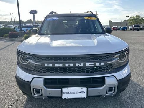 Used 2025 Ford Bronco Sport Badlands AWD/4WD image 9