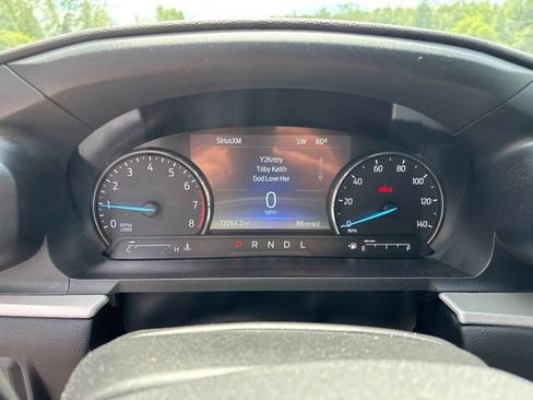 Used 2023 Ford Explorer XLT AWD/4WD image 22