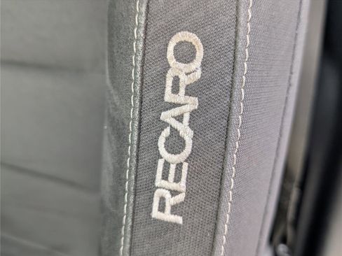 Used 2019 Ford Mustang Shelby GT350 w/ Technology Package image 17