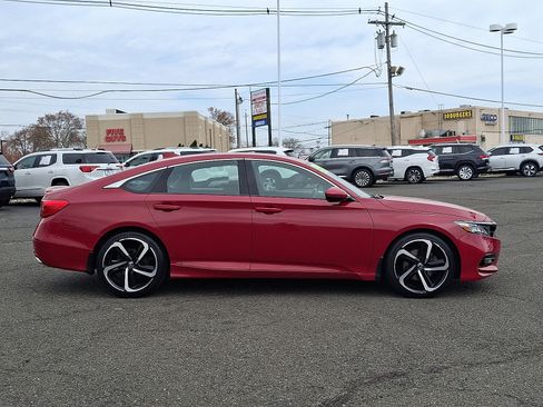 Used 2019 Honda Accord Sport image 8