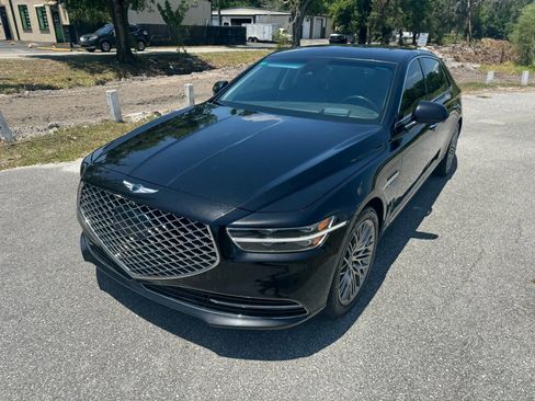 Used 2022 Genesis G90 3.3T Premium RWD image 14