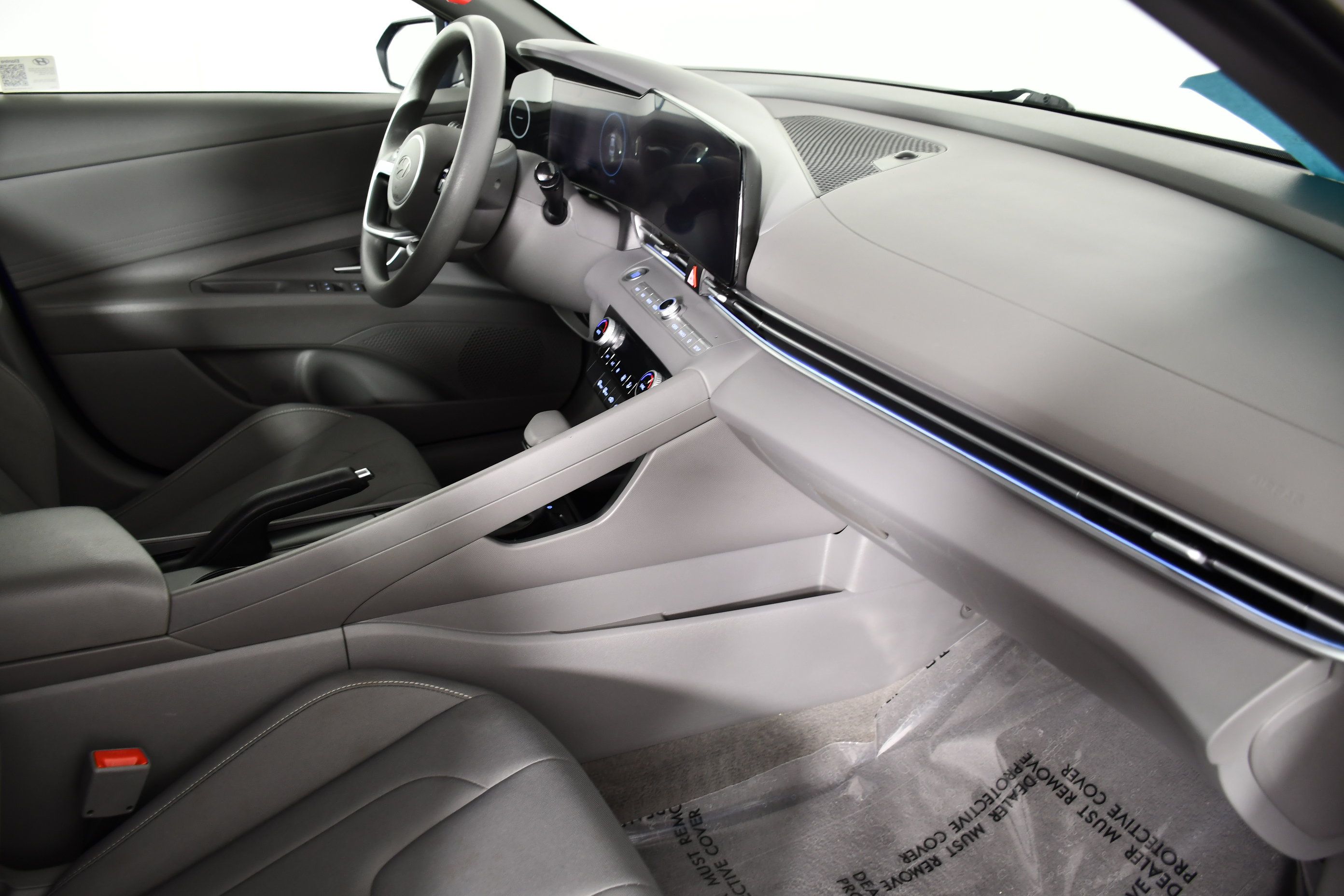 Used 2024 Hyundai Elantra SEL FWD image 41