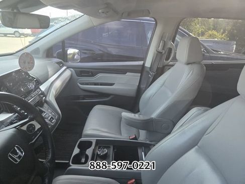 Used 2019 Honda Odyssey EX-L image 2