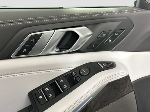 New 2026 BMW X5 xDrive50e image 18