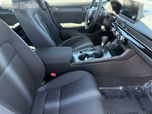 Used 2026 Honda Civic Sport image 31