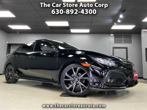 Used 2018 Honda Civic Sport image 1