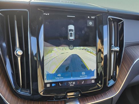 Used 2022 Volvo XC60 B6 Inscription w/ Advanced Package image 23