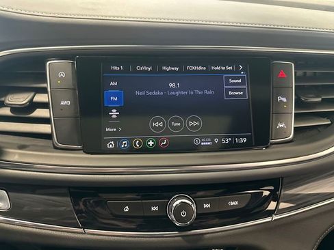 Used 2023 Buick Enclave Essence w/ Experience Buick Package image 21