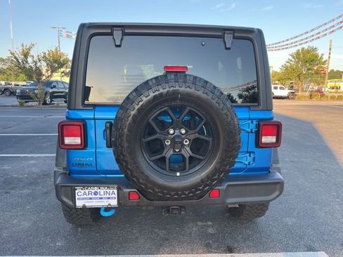 Used 2024 Jeep Wrangler Unlimited AWD/4WD image 35