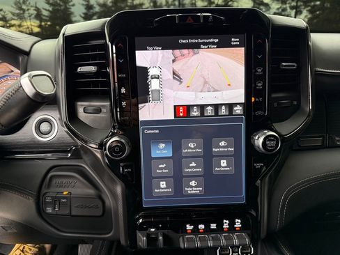 Used 2022 RAM 2500 Limited w/ Towing Technology Group image 18