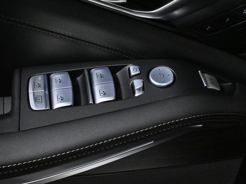 Used 2025 BMW X7 xDrive40i w/ Premium Package image 33