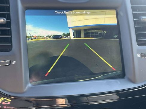 Used 2019 Chrysler 300 S w/ 300S Premium Group 2 RWD image 18