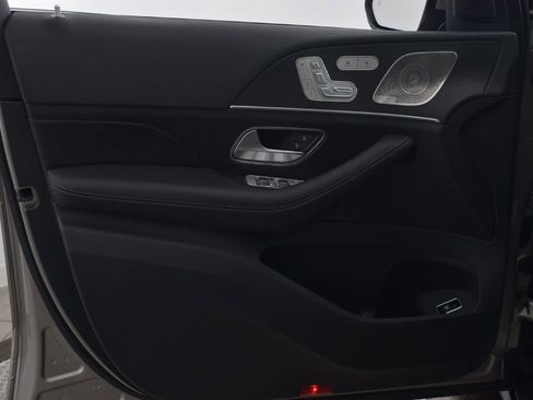 Used 2022 Mercedes-Benz GLE 350 4MATIC image 11